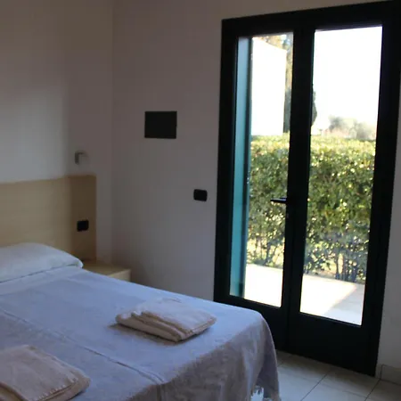 Lejlighed Alimini Con Piscina